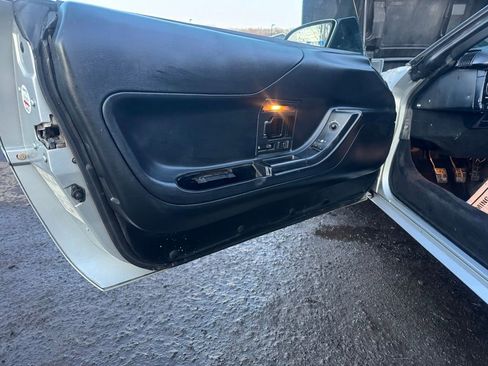 Used 1996 Chevrolet Corvette Convertible RWD image 26