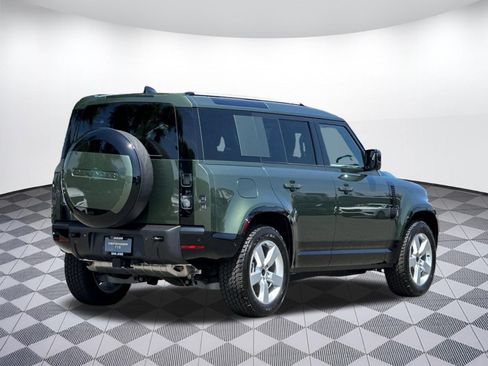 New 2026 Land Rover Defender 110 X-Dynamic SE AWD/4WD image 9