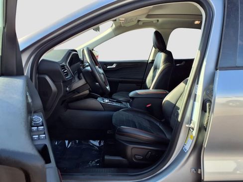 Used 2022 Ford Escape SEL w/ SEL Stealth AWD Package image 31