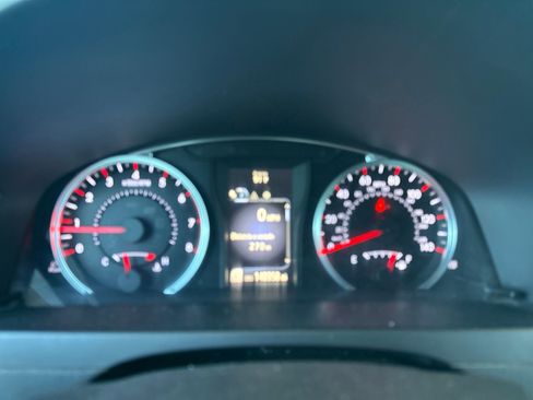 Used 2017 Toyota Camry SE FWD image 23