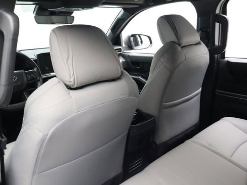 Certified 2024 Toyota Tacoma SR5 image 20