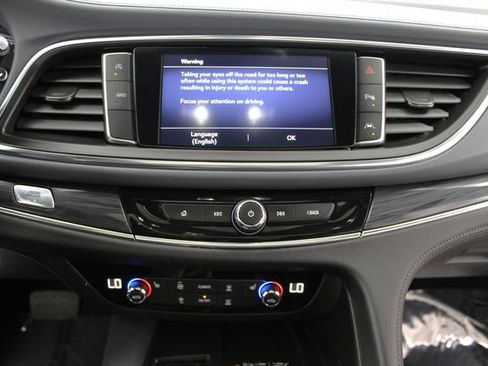 Used 2023 Buick Enclave Essence w/ Experience Buick Package AWD/4WD image 31