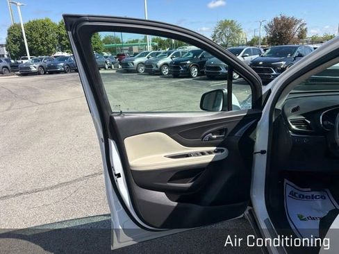 Used 2019 Buick Encore Preferred FWD image 21
