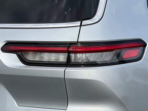 Used 2021 Jeep Grand Cherokee L Limited image 53