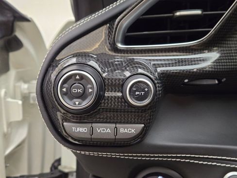 Used 2018 Ferrari 488 Spider image 39