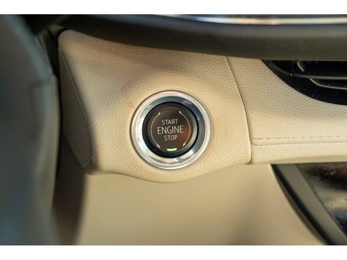 Used 2023 Buick Envision Avenir FWD image 31