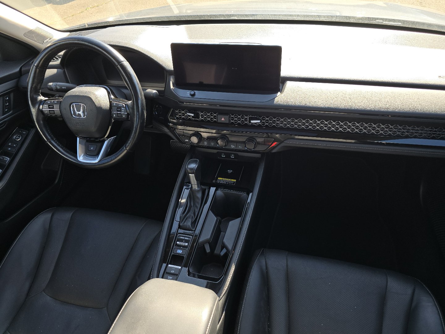 Certified 2025 Honda Accord Touring image 25