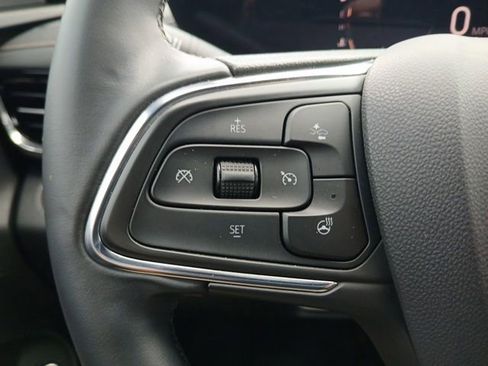 Used 2025 Buick Envista Avenir FWD image 20