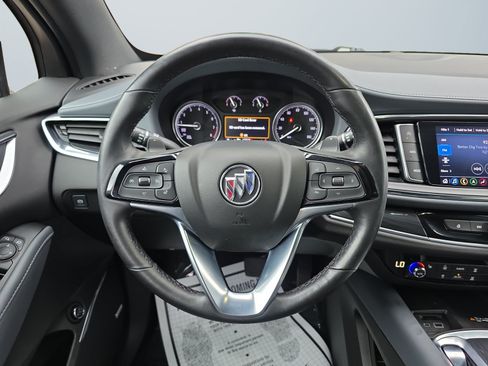 Used 2022 Buick Enclave Essence w/ Sport Touring Edition AWD/4WD image 13