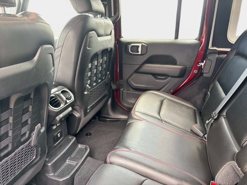 Used 2021 Jeep Wrangler Unlimited Rubicon AWD/4WD image 15