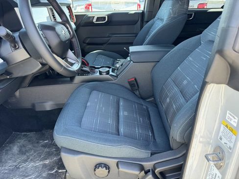 Used 2026 Ford Bronco Heritage Edition AWD/4WD image 17
