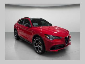 Used 2024 Alfa Romeo Stelvio Veloce AWD/4WD video 1