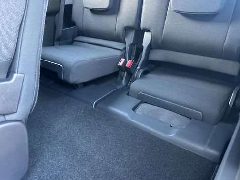 Used 2025 Toyota 4Runner SR5 image 14