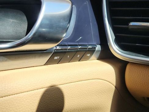 Used 2016 Porsche Panamera S w/ Premium Package Plus image 37