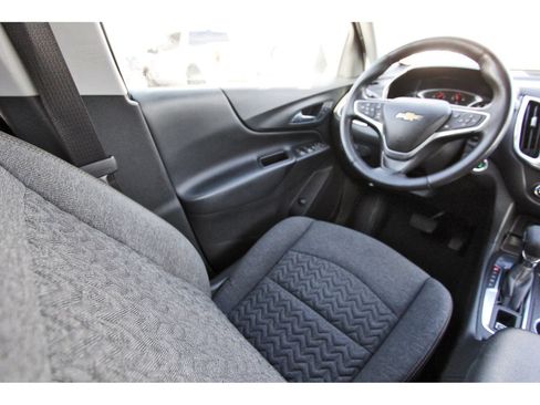 Used 2022 Chevrolet Equinox LT FWD image 11