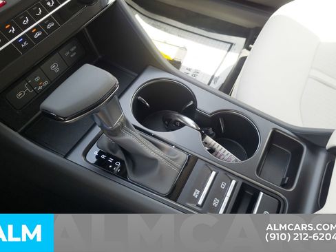 Used 2025 Hyundai Sonata SE image 25