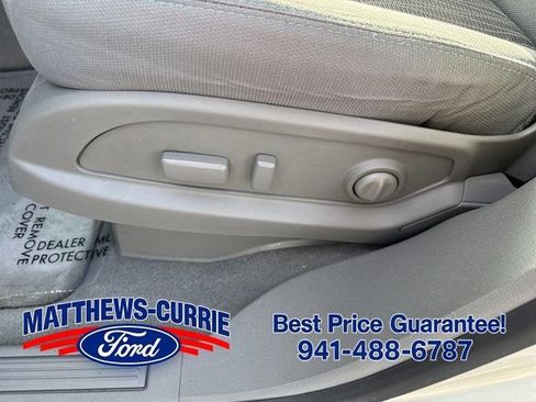 Used 2016 Chevrolet Traverse LT FWD image 10