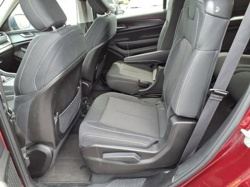Used 2023 Jeep Grand Cherokee L Laredo AWD/4WD image 11