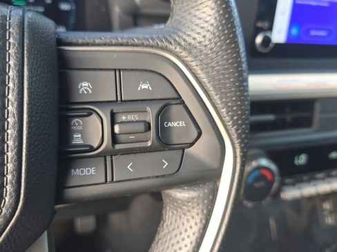 Used 2024 Toyota Tacoma TRD Off-Road AWD/4WD image 20