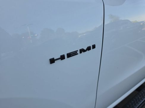 Used 2024 Dodge Durango R/T AWD/4WD image 39