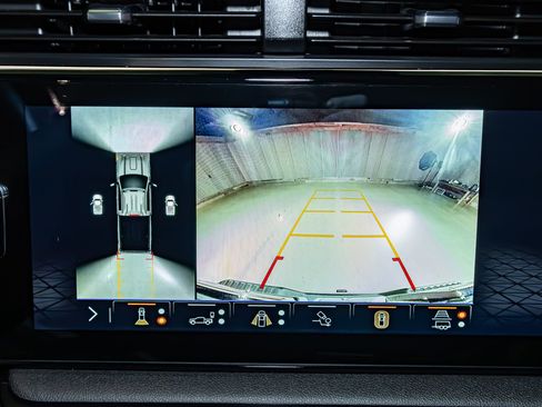 Used 2024 GMC Sierra 2500 AT4 w/ AT4 Preferred Package image 20