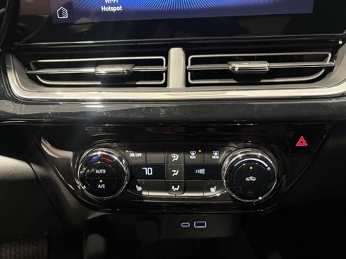 New 2026 Chevrolet Trax ACTIV image 12