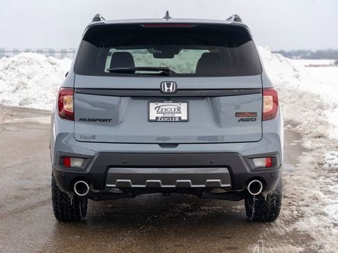 Used 2024 Honda Passport TrailSport image 6