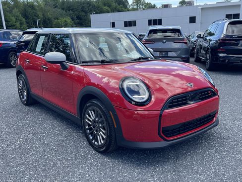 Used 2025 MINI Cooper S FWD image 3