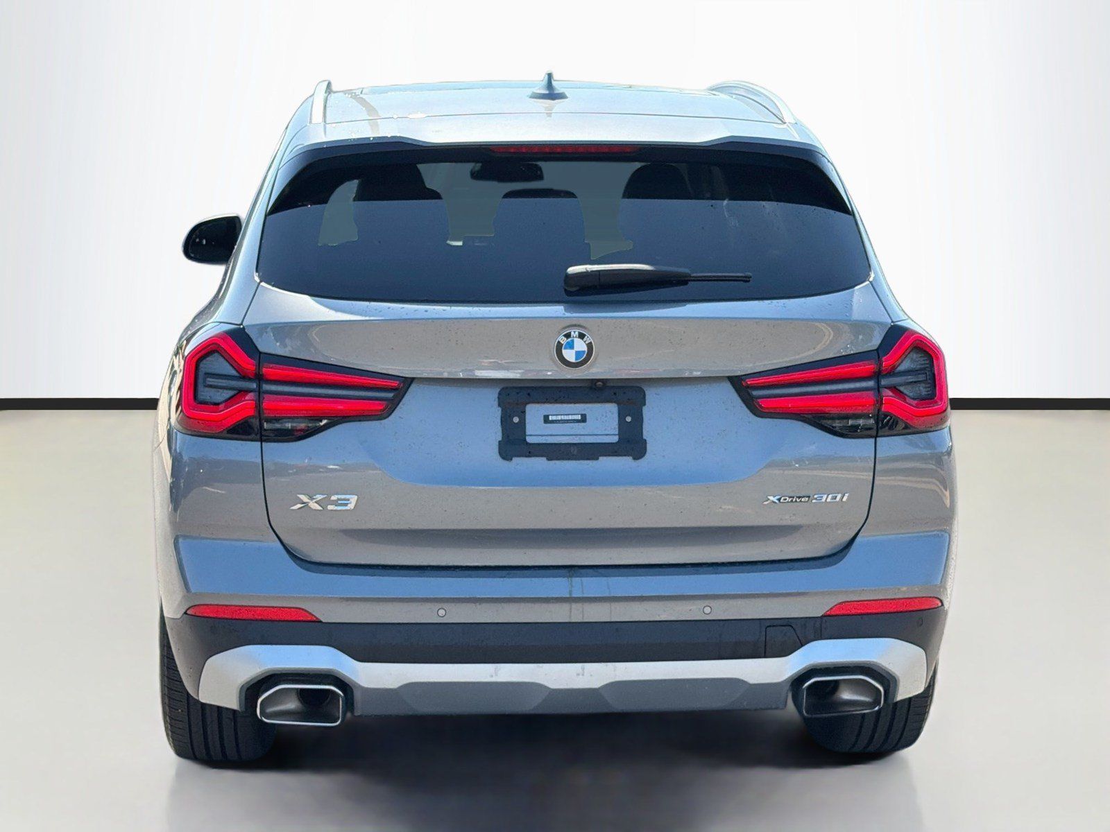Used 2023 BMW X3 xDrive30i w/ Premium Package AWD/4WD image 6