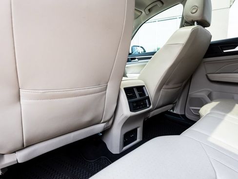 Used 2021 Volkswagen Atlas SE w/ Panoramic Sunroof Package FWD image 49