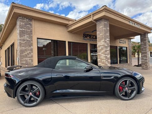 Used 2018 Jaguar F-TYPE R image 38
