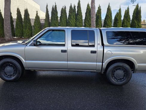 Used 2001 GMC Sonoma SLS image 10