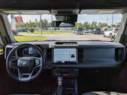 Used 2024 Ford Bronco Black Diamond AWD/4WD image 23