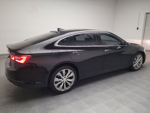 Used 2017 Chevrolet Malibu Premier w/ Premier Sun and Wheel Package FWD image 10