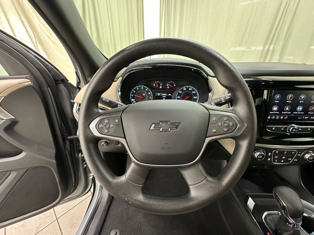 Certified 2023 Chevrolet Traverse LS w/ Midnight/Sport Edition FWD image 24