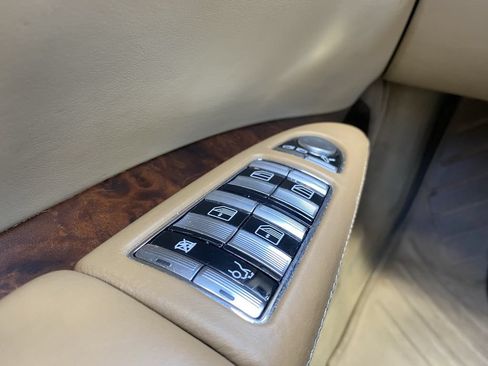 Used 2007 Mercedes-Benz S 600 image 11