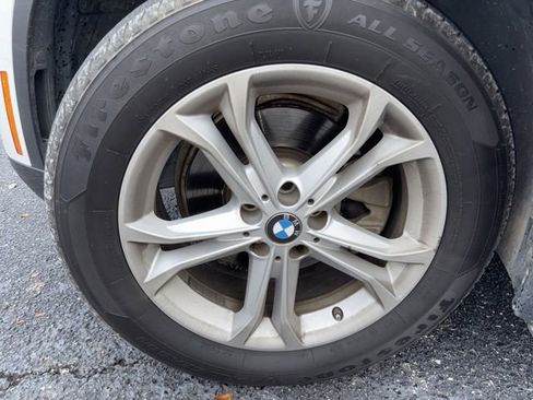 Used 2019 BMW X3 sDrive30i w/ Driving Assistance Package image 4