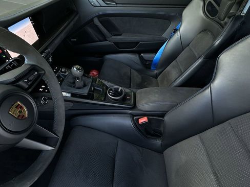 Used 2022 Porsche 911 GT3 image 25