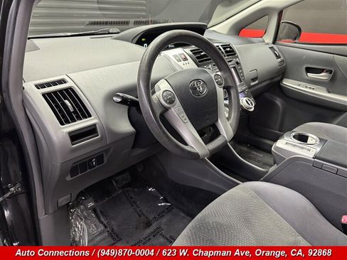 Used 2012 Toyota Prius V Two image 11