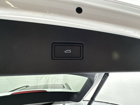 Used 2024 Volkswagen Tiguan SE R-Line w/ MDO Package, Two-Row image 37