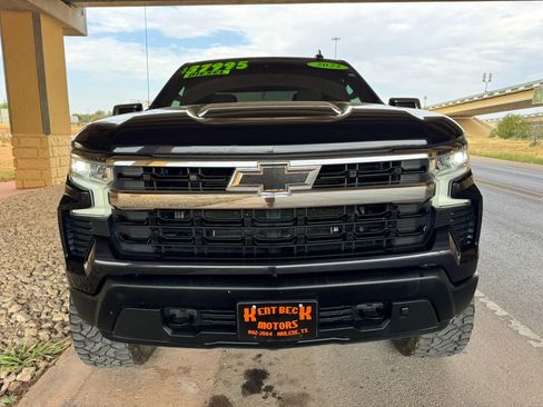 Used 2022 Chevrolet Silverado 1500 LT w/ Z71 Off-Road Package AWD/4WD image 8