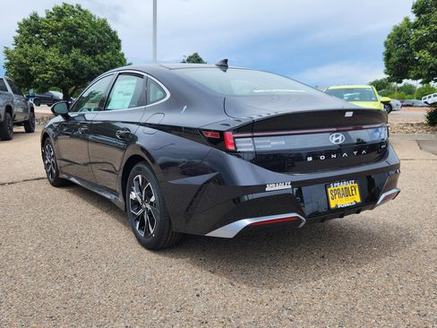 New 2025 Hyundai Sonata SEL image 3