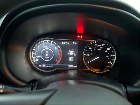 Used 2020 Nissan Kicks SV image 17