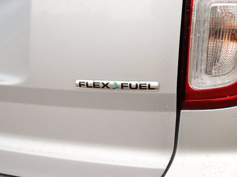 Used 2014 Ford Explorer XLT w/ Equipment Group 202A FWD image 36