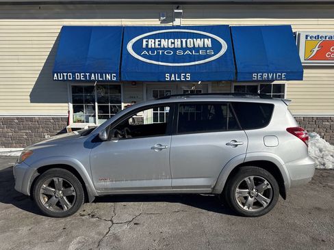 Used 2010 Toyota RAV4 Sport image 2