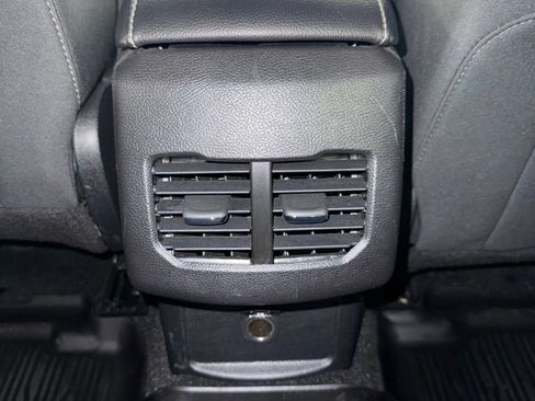 Used 2020 Ford Fusion SE AWD/4WD image 28