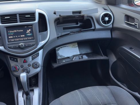 Used 2017 Chevrolet Sonic LT image 21