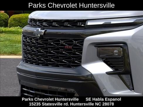 New 2026 Chevrolet Traverse RS w/ LPO, Floor Liner Package FWD image 13
