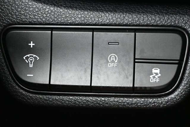 Used 2025 Kia Seltos S FWD image 23
