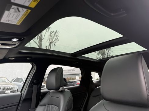 Used 2024 Kia Sportage X-Line w/ X-Line Premium Package image 7